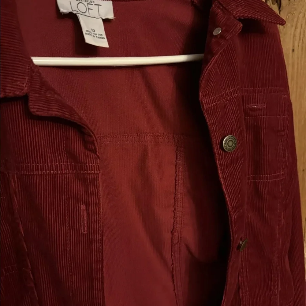 Ann Taylor Loft Rust Red woman’s size 10 corduroy jacket. - Picture 5 of 10
